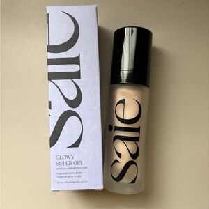 Saie Glowy Super Gel in Starglow